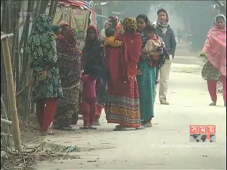 কনকনে শীত ও ঘন কুয়াশায় ব্যাহত জনজীবন