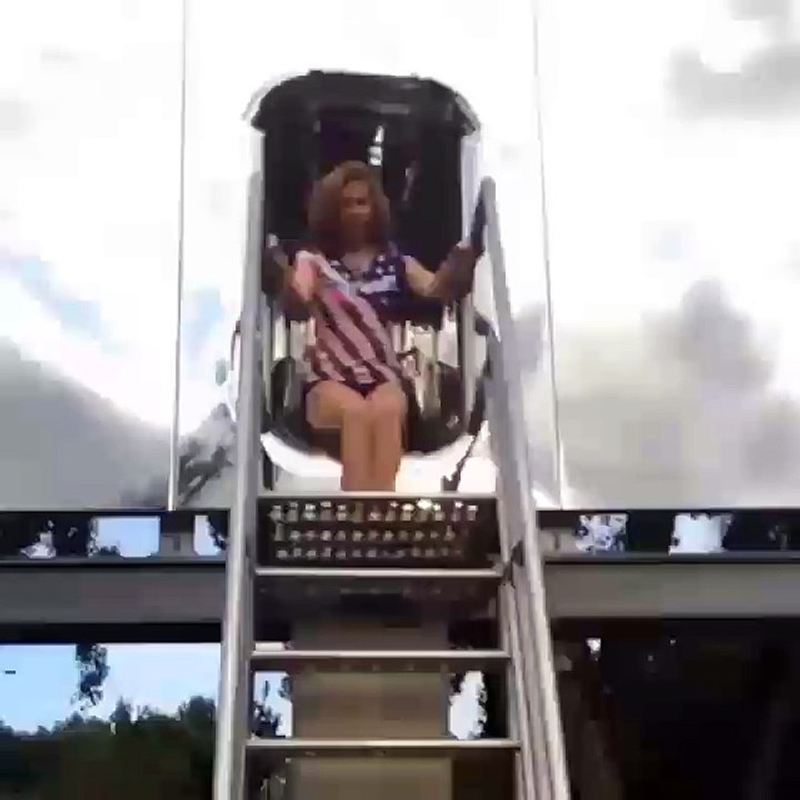 FALLING%20GIRL[1]