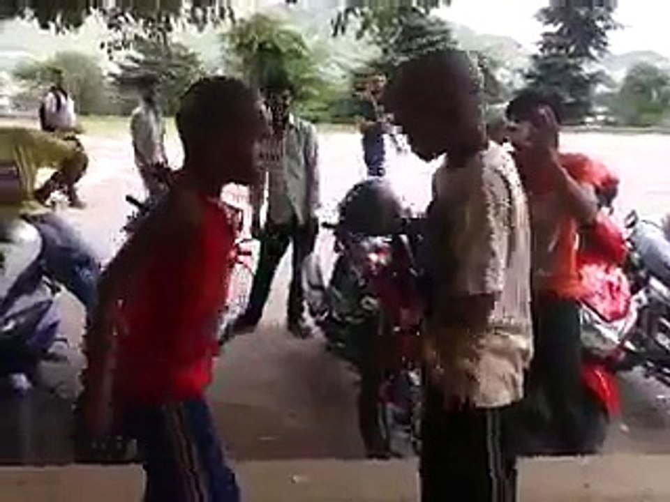 SLAPPING%20HEAD[1]