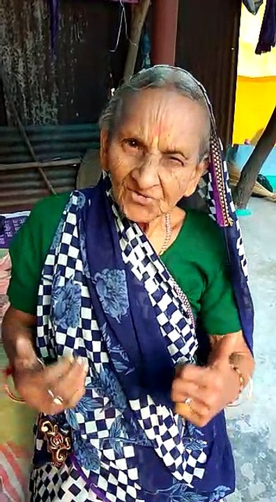 FUNNY%20DAADI%20MA[1]