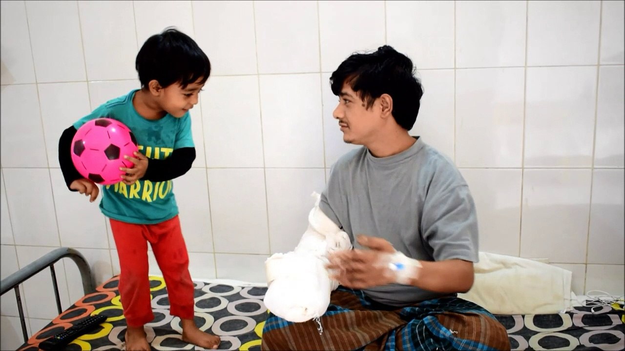 'Baum-Mann' darf nach Hause - nach 16 Operationen