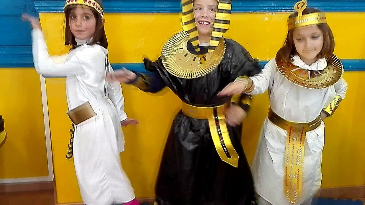 Danza egipcia - 2º Primaria - CEIP Cruz Valero - 2016