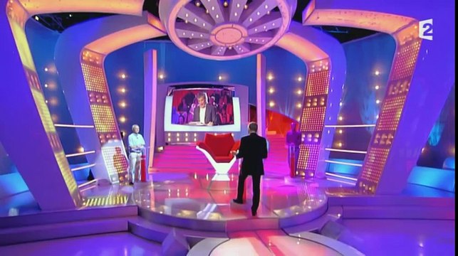 Tout le monde veut prendre sa place - Fou rire de Nagui (août 2012)