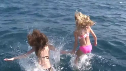 Girls Underwater in the Swimming Pool Funny Video 2024