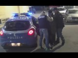 Pozzallo (RG) - Migranti, scafista fermato dalla polizia (05.01.17)