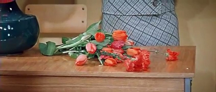 Когда уйдем со школьного двора - Розыгрыш