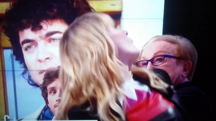 une actrice fait une crise d'épilepsie en direct sur Canal+