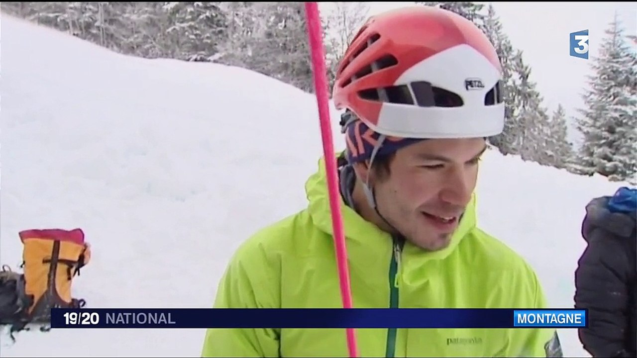 Doubs : le froid permet de l'escalade sur une cascade de glace artificielle