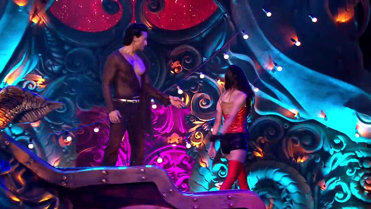 Tiger Shroff Dance & performance in Star Screen awards in 31st december 2016 Part II