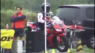 Unreal Motorcycle Control Skills - Funny Videos at Videobash