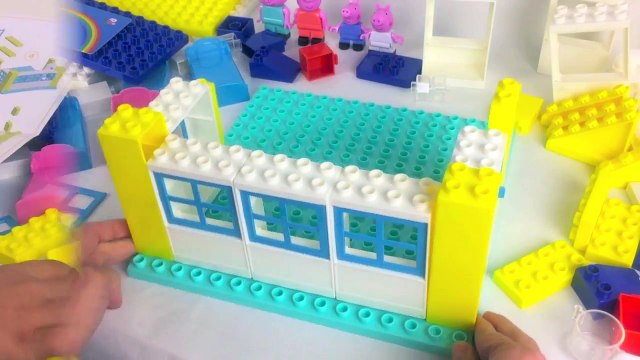 PEPPA PIG Duplo Hospital Juguetes de Peppa de Construcción Building Blocks Construction Playset