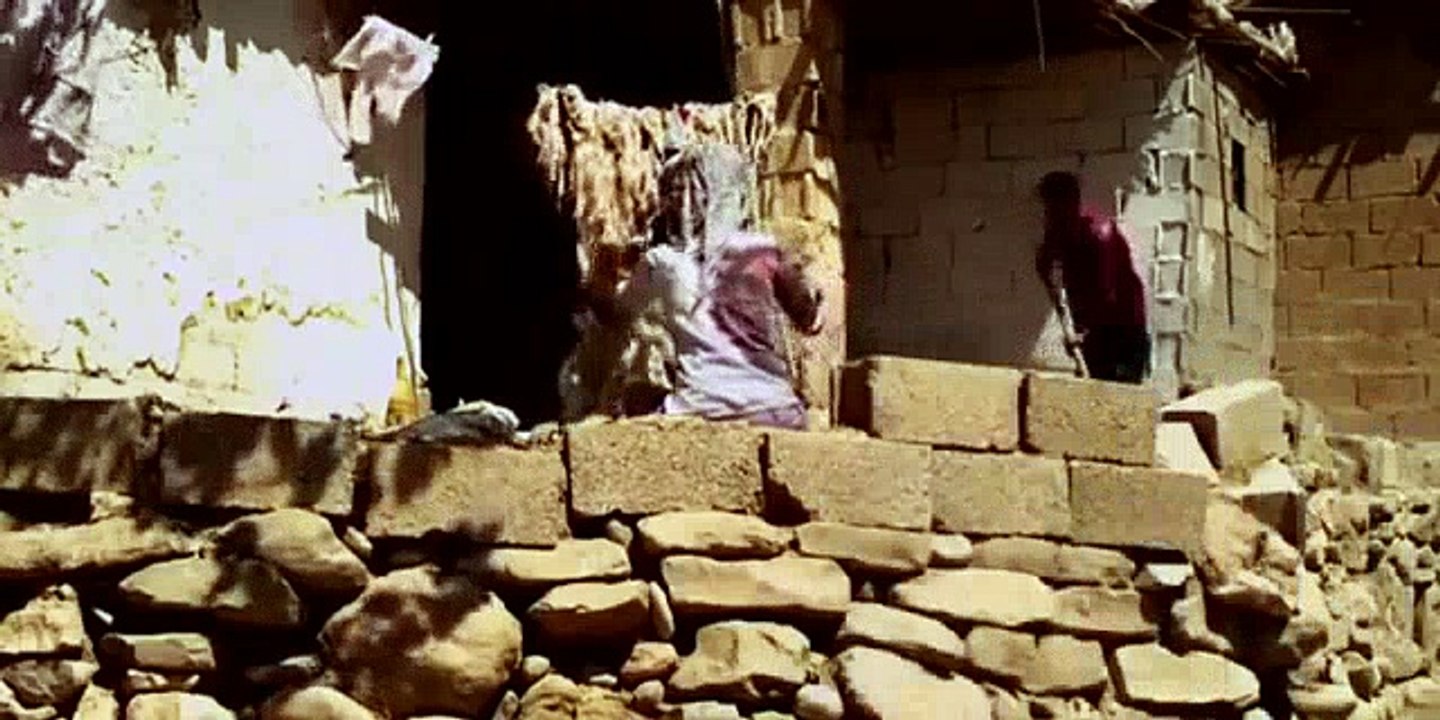 Uyanık İkili  2015 Yerli Türk Komedi Filmi Full İzle Tek Parça  | {www.bolumizletv.com}