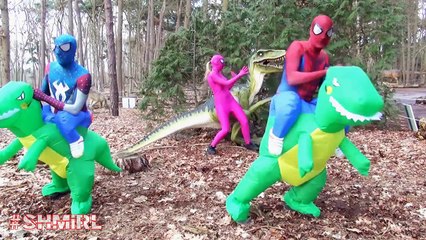 SPIDERGIRL DINO DANCE SPIDERMAN Dancing Fun Kids DINO DANCE T-Rex Superhero Fun in Real Life SHMIRL
