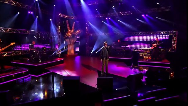 Voice Kids - 14-Year Old Floris Sings Big Black Horse & Cherry Tree - Incredible