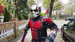 ANTMAN vs MUTANT MOBSTER IRL - Nerf War - Superheroes in Real Life - Spiderman - Marvel - DC-SFHdm5