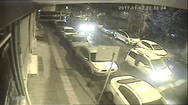Trafik magandası 4 araca vurup böyle kaçtı