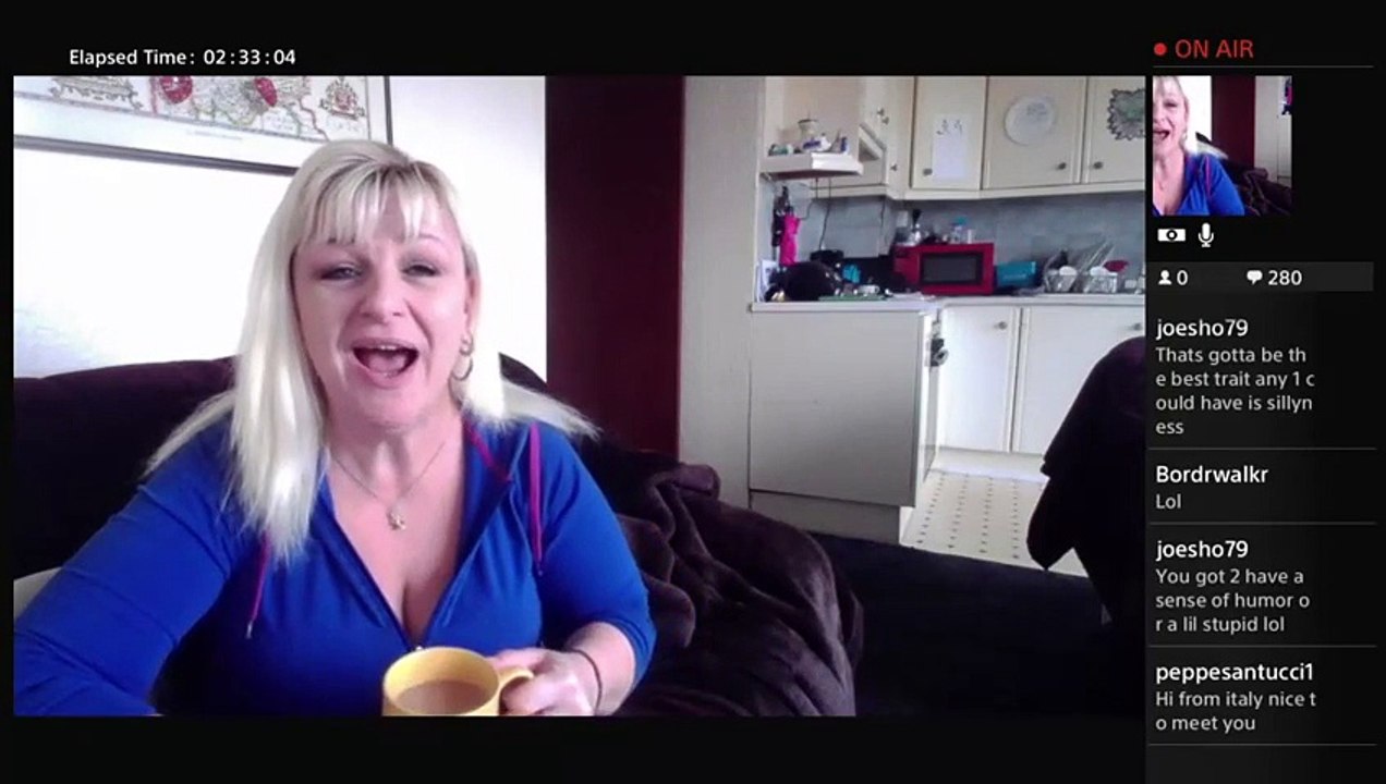 Chrissyminx chat (202)
