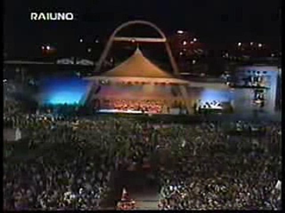 Bob Dylan -  Knockin On Heaven's Door Live in Bologna 1997