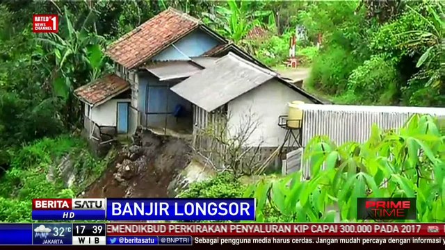 Longsor Merusak Puluhan Rumah di Ciamis