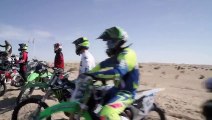 Off Road : moto cross dans le désert avec les défis de Dirt Shark