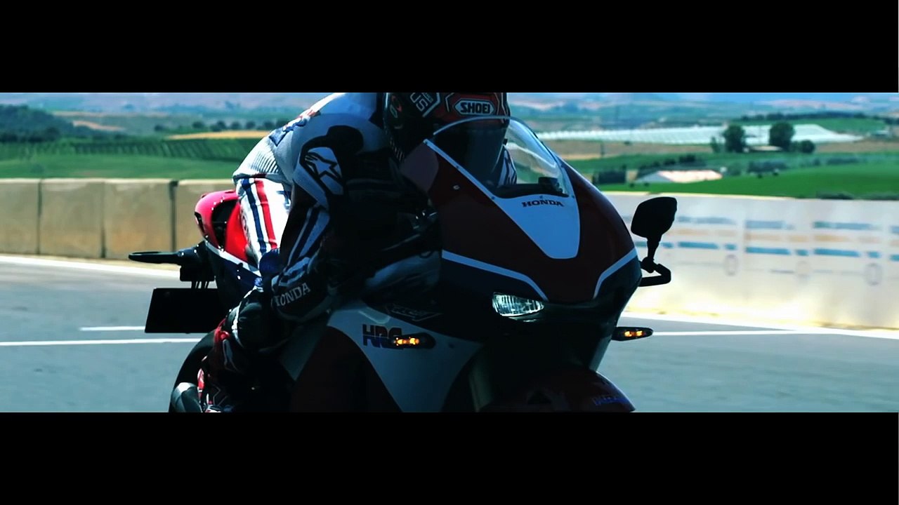 Honda 2&4 Concept Vehicle-Du_9tIN8Cas