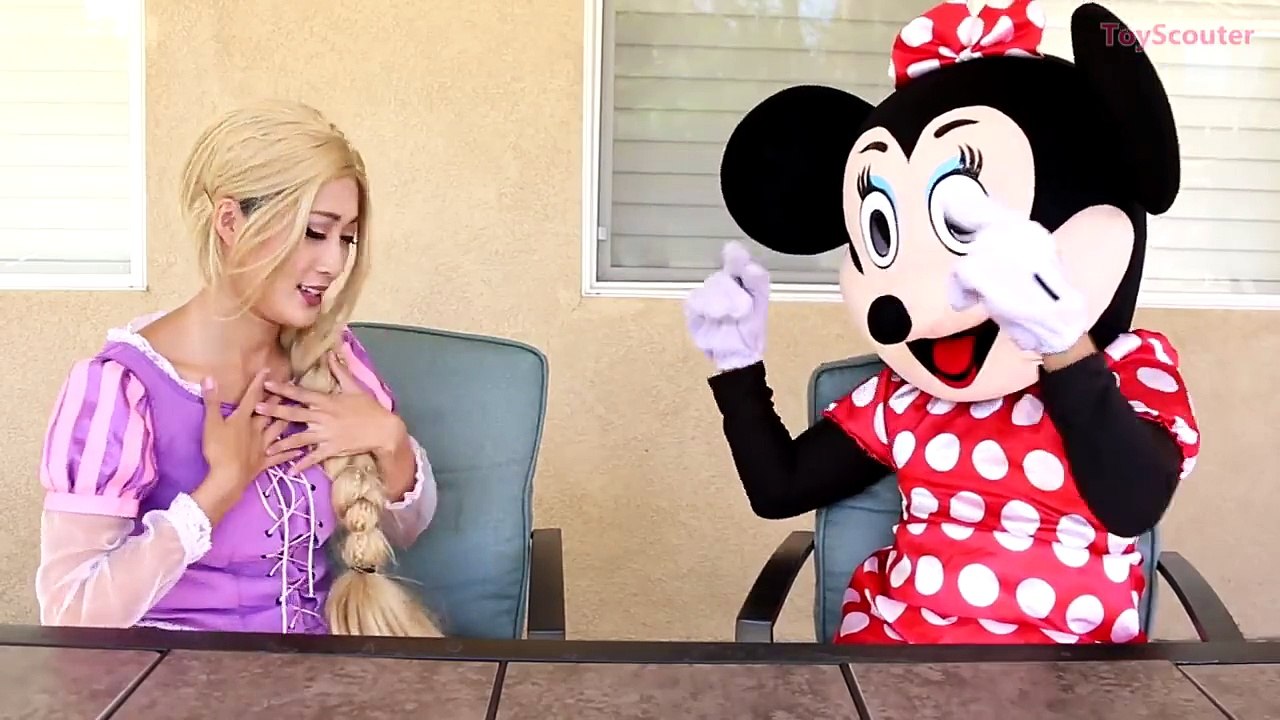 Princess Rapunzel vs Syringe! w_ Minnie Mouse, Spiderman, The Witch & Paw Patrol Marshall IRL-qBwqU7P1