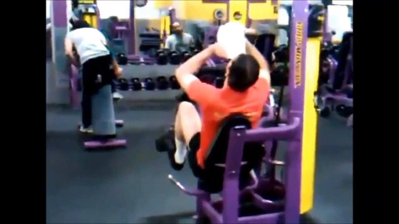 GYM FAILS (IDIOTS) 2013