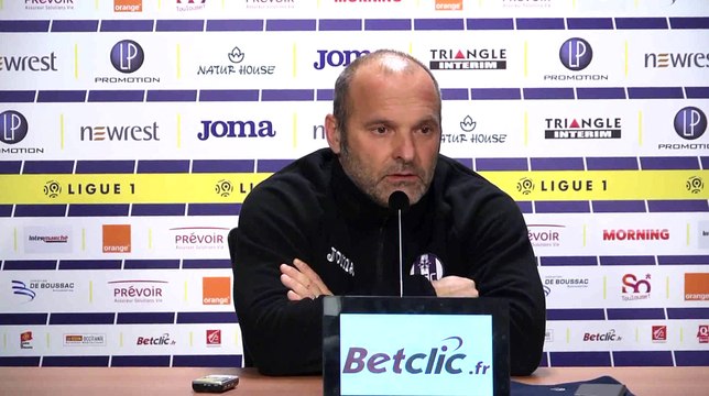 La conf' de Presse de Pascal Dupraz avant TFC/OM (Coupe de France)