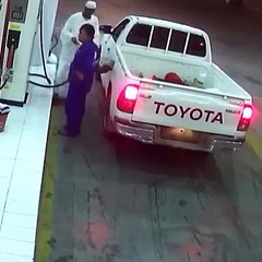 Gas Thieves لصوص البنزين