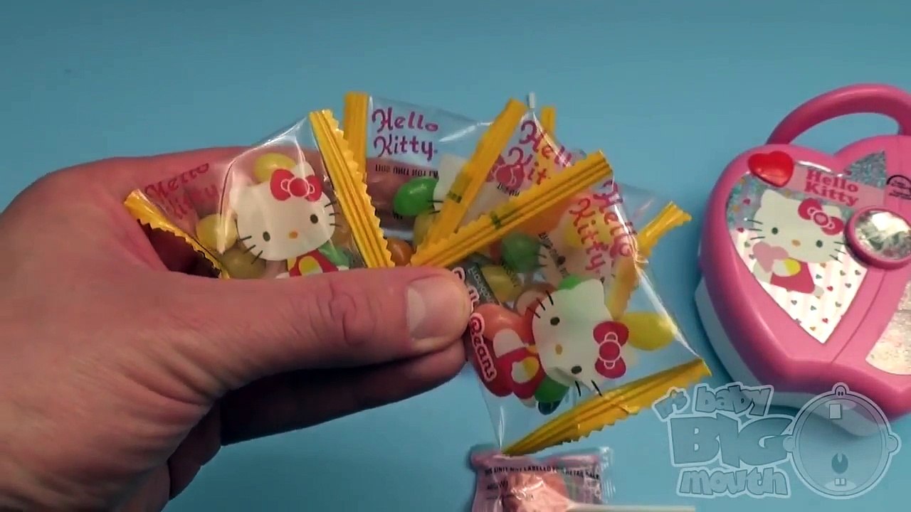 Hello Kitty Surprise Egg Opening Party! With a Candy Makeup Case and Jumbo Surprise Egg!