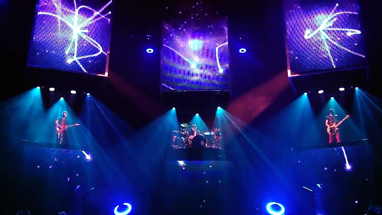 Muse - Exogenesis: Overture - Milwaukee Bradley Center - 10/06/2010