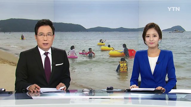 완도 명사십리 4km 모래 해변에 피서객 몰려 / YTN (Yes! Top News)
