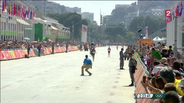Athlétisme Jemima Sumgong remporte le marathon - vidéo Dailymotion.mp4