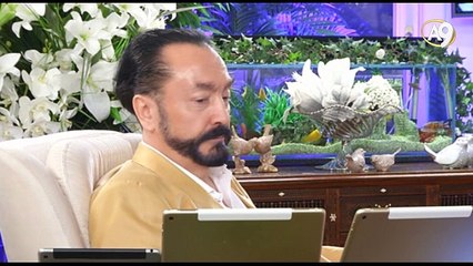 Atatürk İzmir açıklarındaki İngiliz savaş gemilerini göndermek için nasıl bir yol izledi?