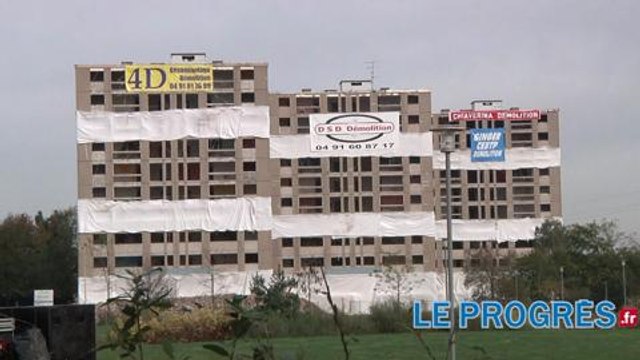 Roanne: Les 3 dernieres tours Chanteclair du quartier du Parc ne sont plus...