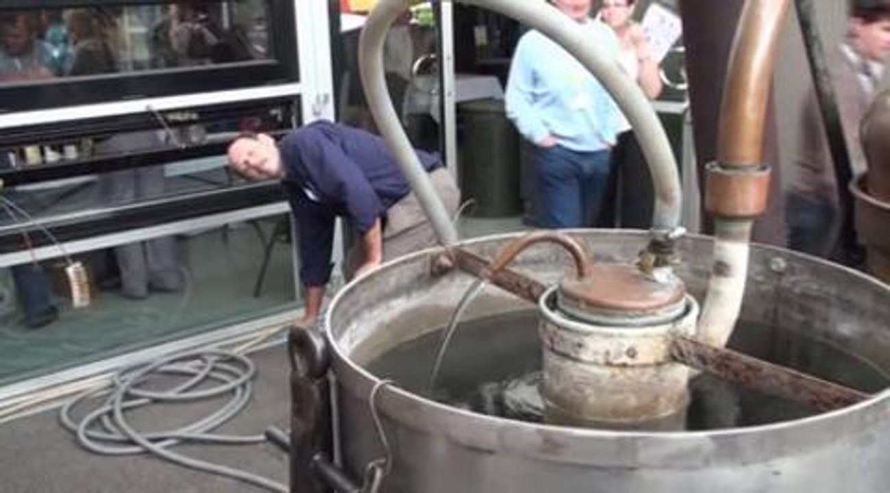 FAV 2011 Distillation