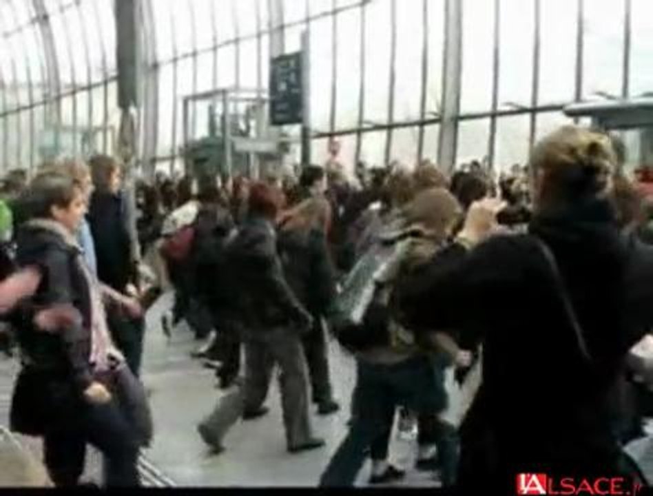 Flash mob en gare de Strasbourg