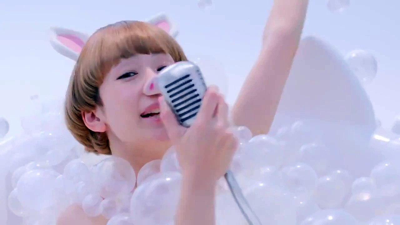 【 木村カエラ CM 】バスタブにダイブ？！クラシエ 「ナイーブ～参上！」篇