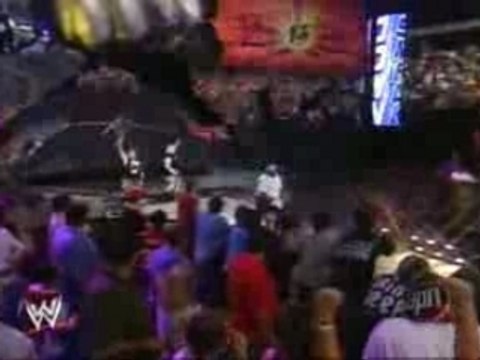 WWE Smackdown Ecw Invasion 6-9-05 - Chris Benoit Vs JBL