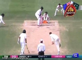 Dunya News- Watch Pakistan's fall of wickets against Australia.