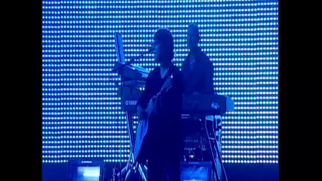 Entre Tu y Mil Mares - Laura Pausini