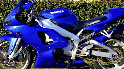 YAMAHA R1 FIRST RIDE BURNOUT ( VIDEO 4K )