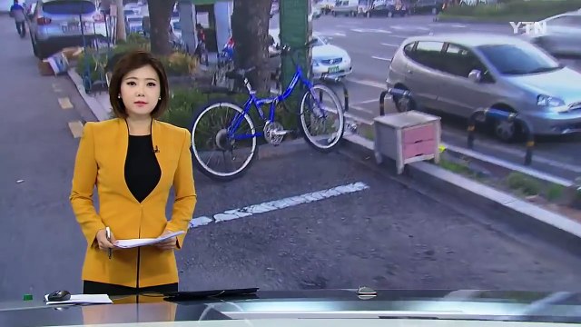 [단독] 귀가 여성에 '묻지마 폭행'...시민이 붙잡아 / YTN (Yes! Top News)