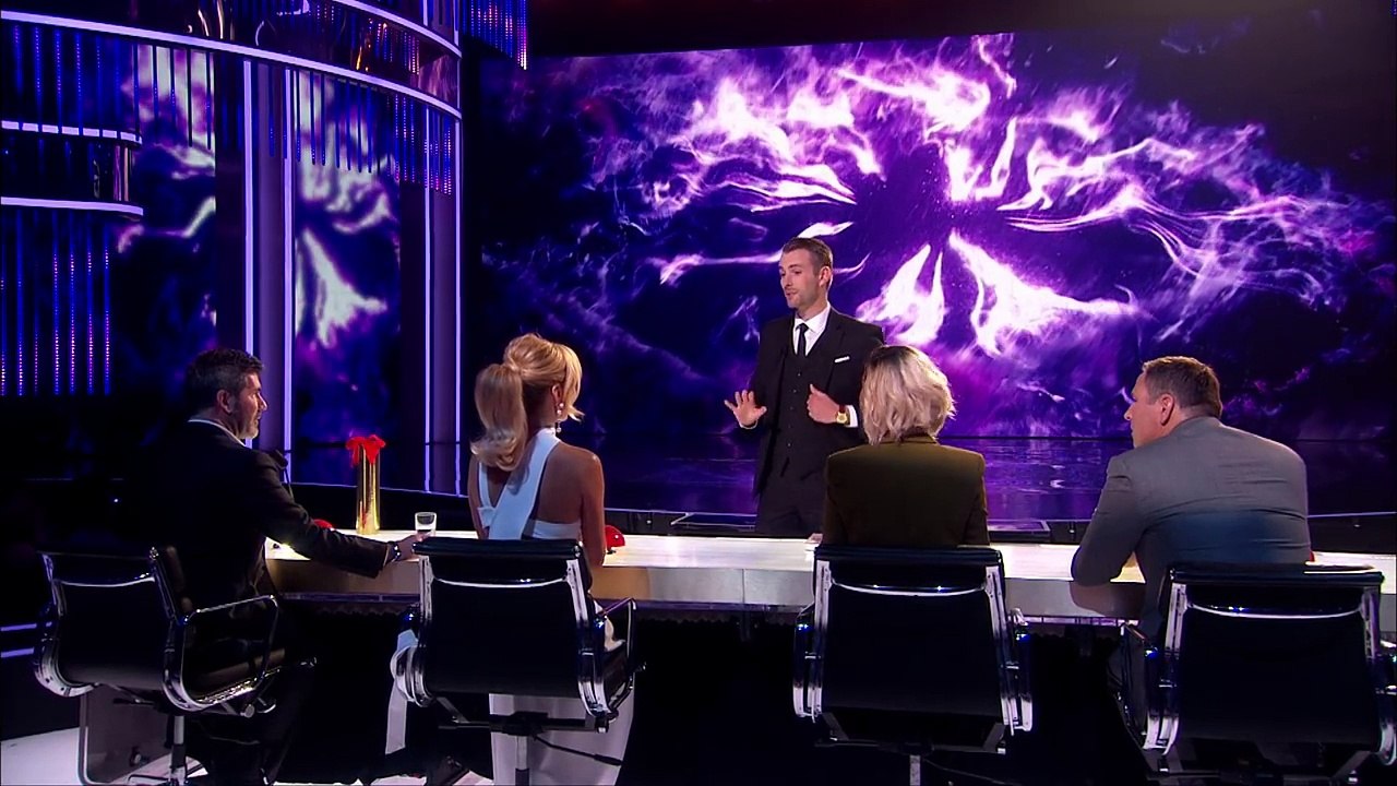 Richard Jones casts his spell over the Judges _ Semi-Final 3 _ Britain’s Got Talent 2016-bJ_vf8ljgHU