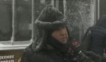 Canlı yayında kar haberi sırasında beklenmedik isyan: Yukarıdakiler de duysun!