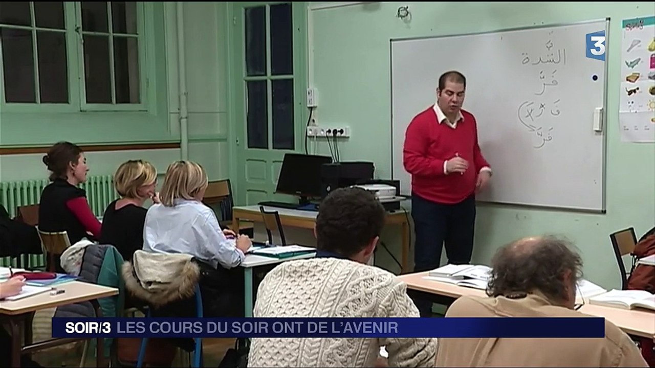 Les cours du soir font salle pleine