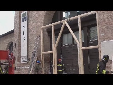 Camerino (MC) - Terremoto, messa in sicurezza del museo (07.01.17)