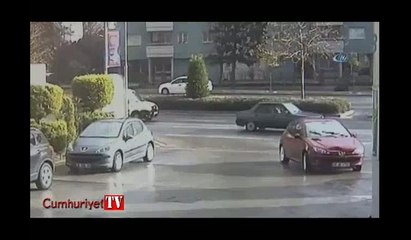 İzmir saldırısında kullanılan araçlar kamerada