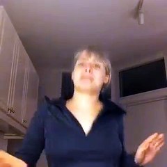 Ulrikke Falch (Vilde from Skam) sings Hello