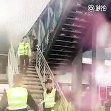 JANG KEUN SUK AT INCHEON AIRPORT ARRİVAL TO GUANGZHOU AIRPORT CHİNA 07.01.2017